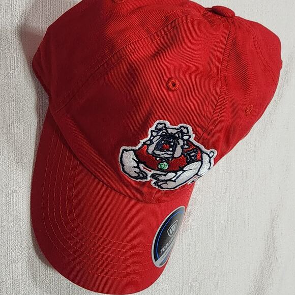 Fresno state bulldogs red hat adjustable strap - Picture 5 of 6